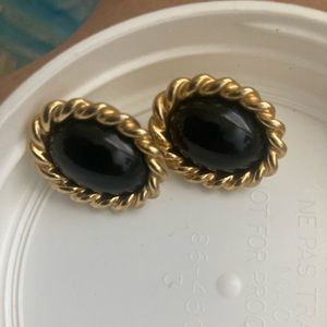 Pierced 80s Black Cabochon With Braided Gold-tone Border Earrings
